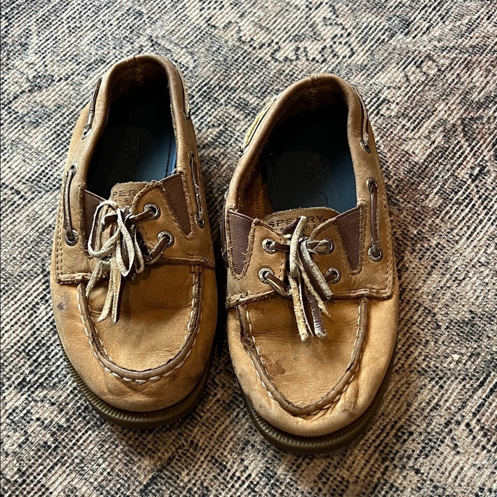 Sperry Tan Leather Boat Shoes‎